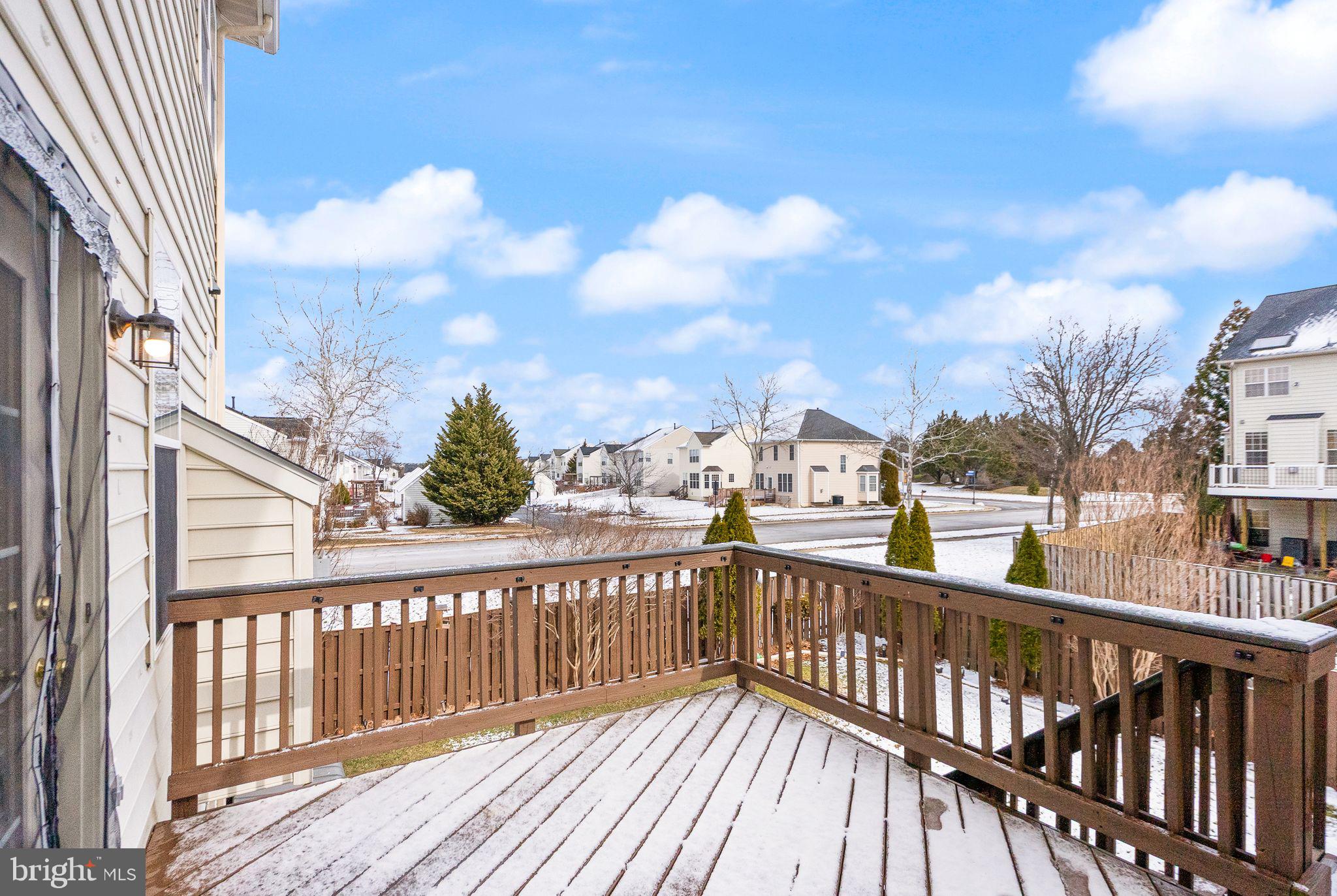 SOUTH RIDING - Residential