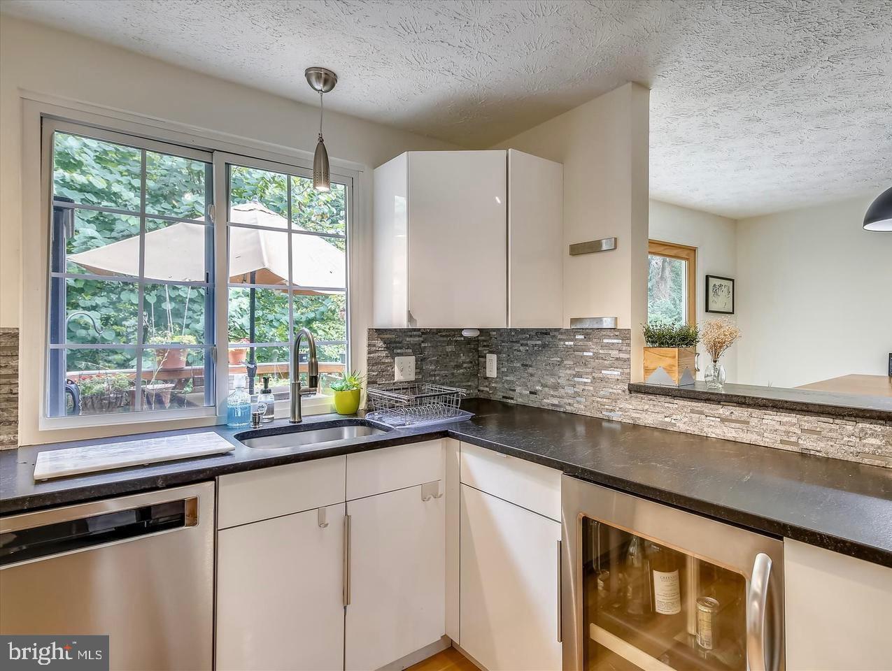 2115 PRESTON SQUARE COURT
