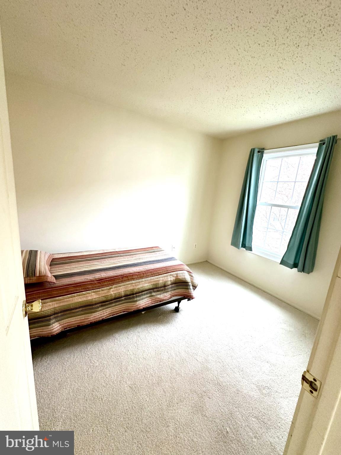 FOX CHAPEL AT TUDOR KNOLLS - Residential