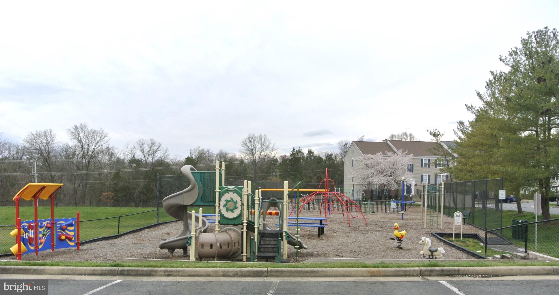 FOX CHAPEL AT TUDOR KNOLLS - Residential
