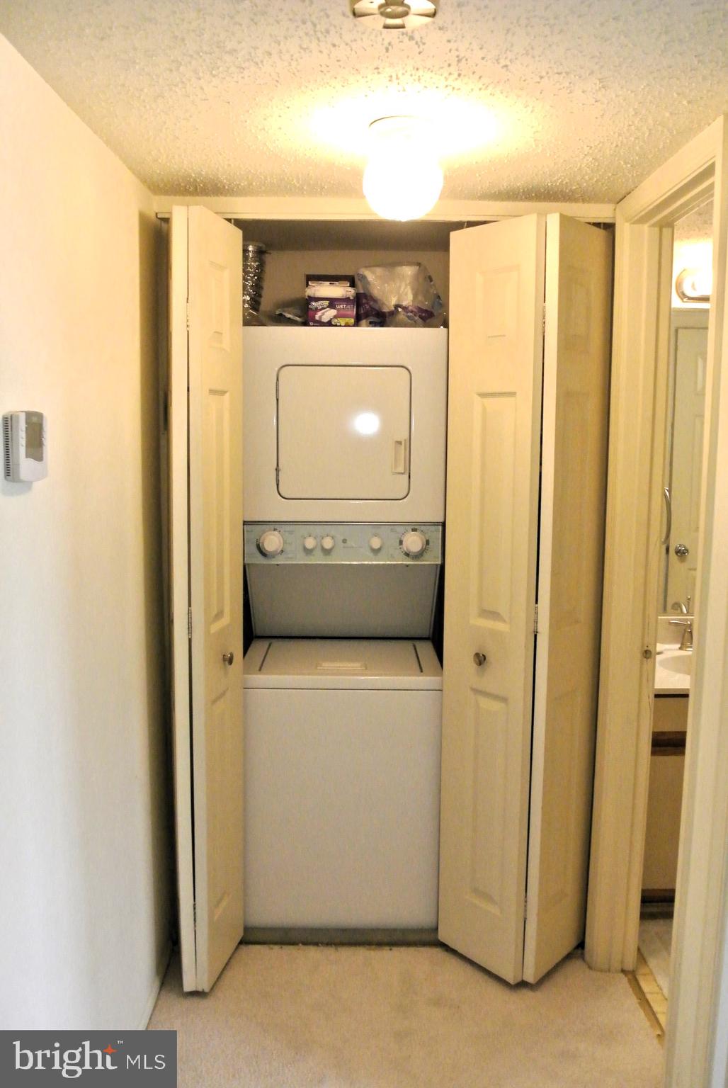 FOX CHAPEL AT TUDOR KNOLLS - Residential