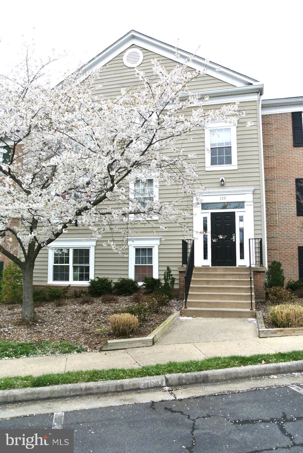 FOX CHAPEL AT TUDOR KNOLLS - Residential