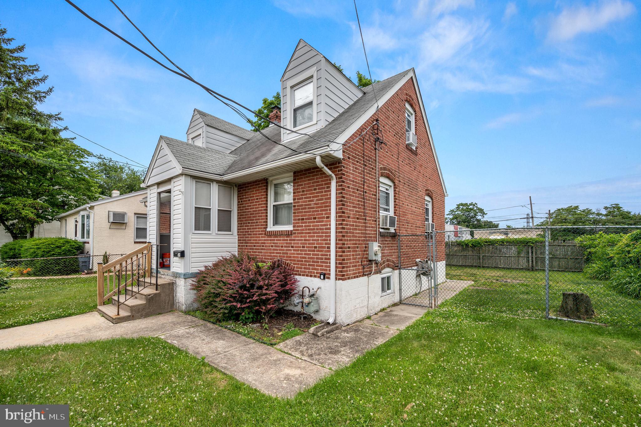 LESTER - Residential