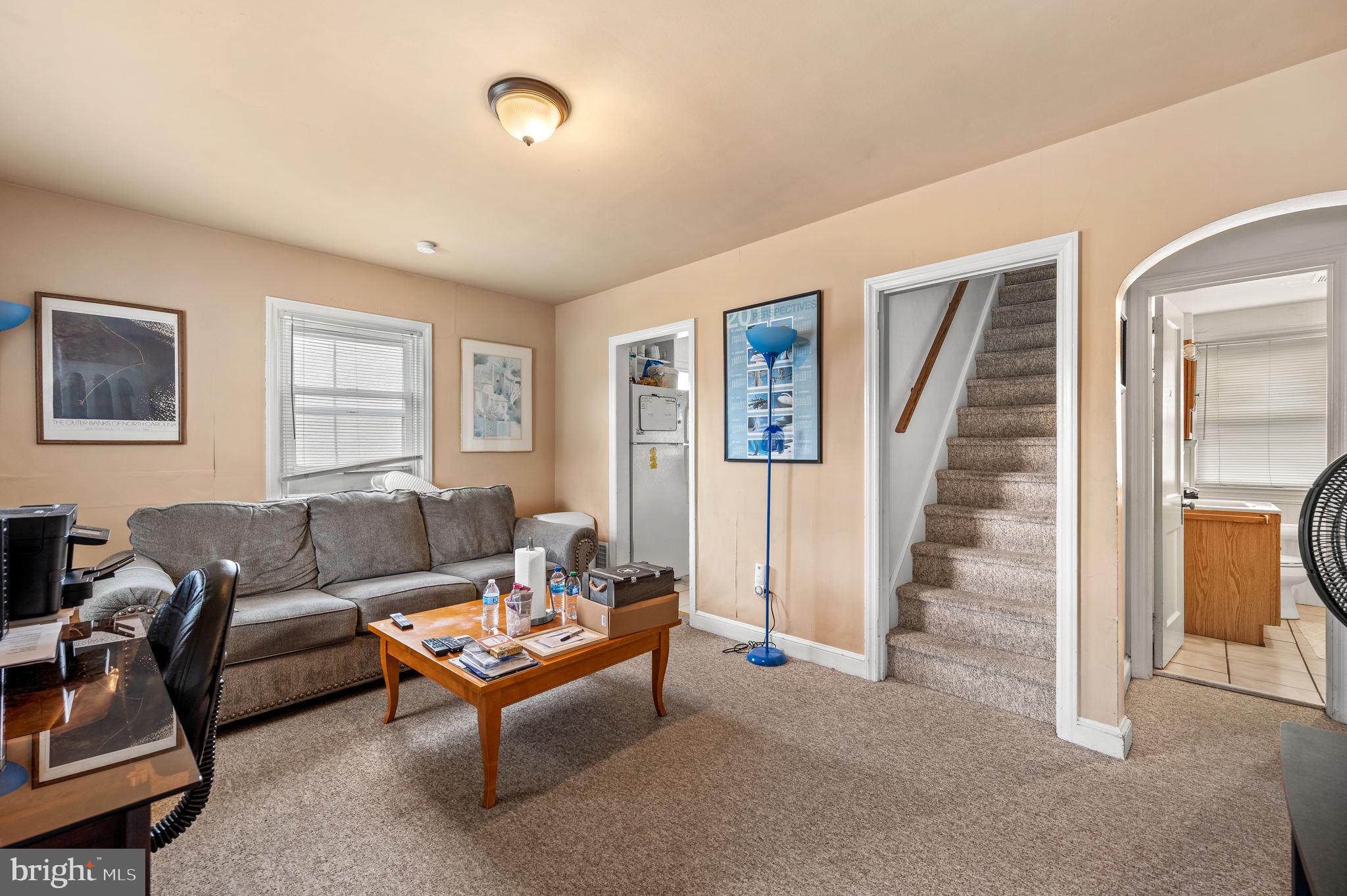 LESTER - Residential