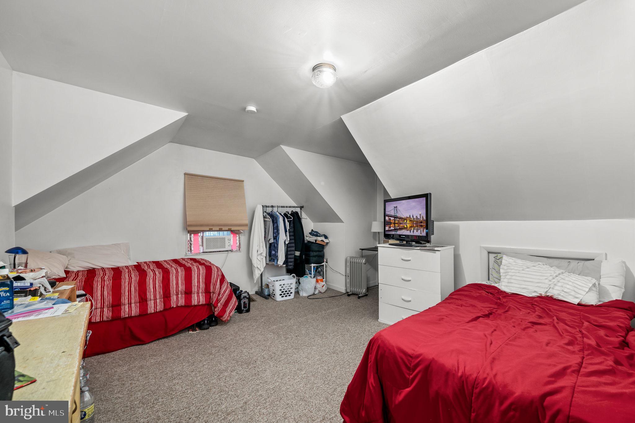 LESTER - Residential