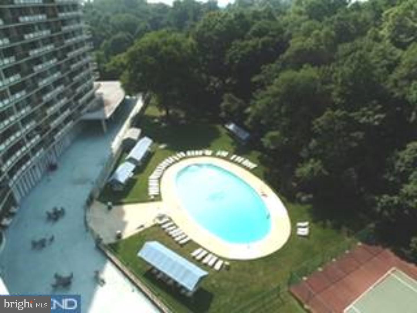 PARK PLAZA - Residential