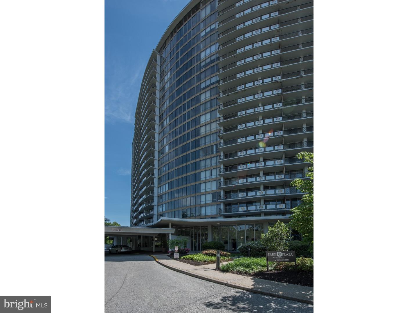 PARK PLAZA - Residential