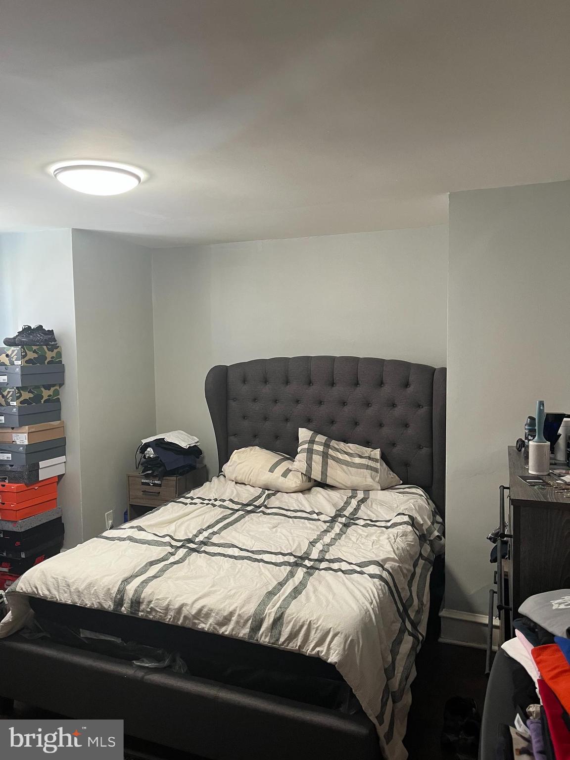 FRANKFORD - Residential Income