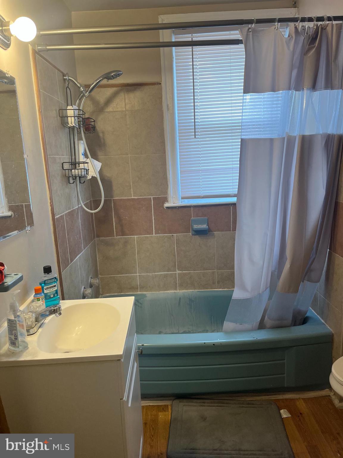 FRANKFORD - Residential Income