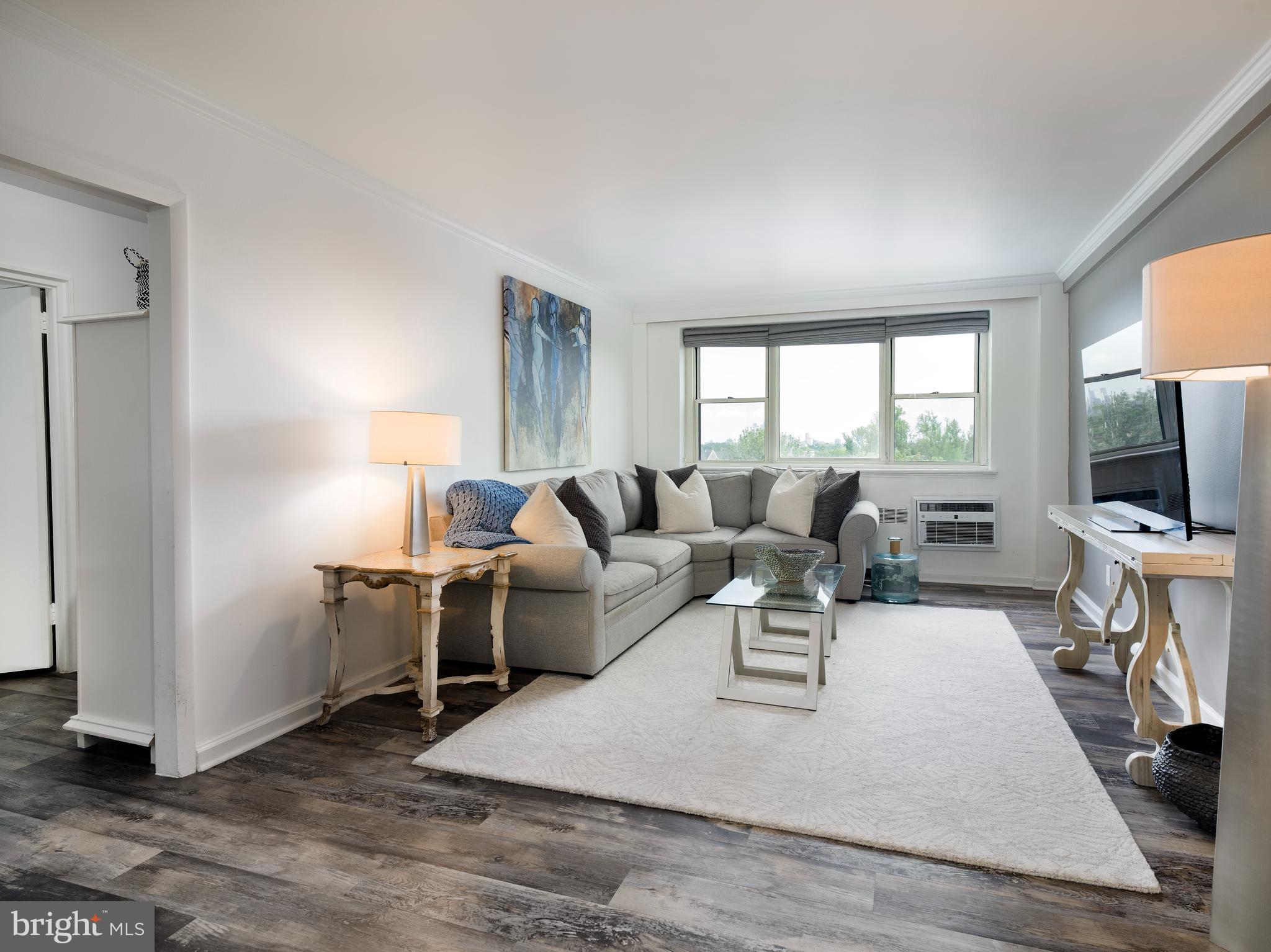 LATCHS LANE - Residential