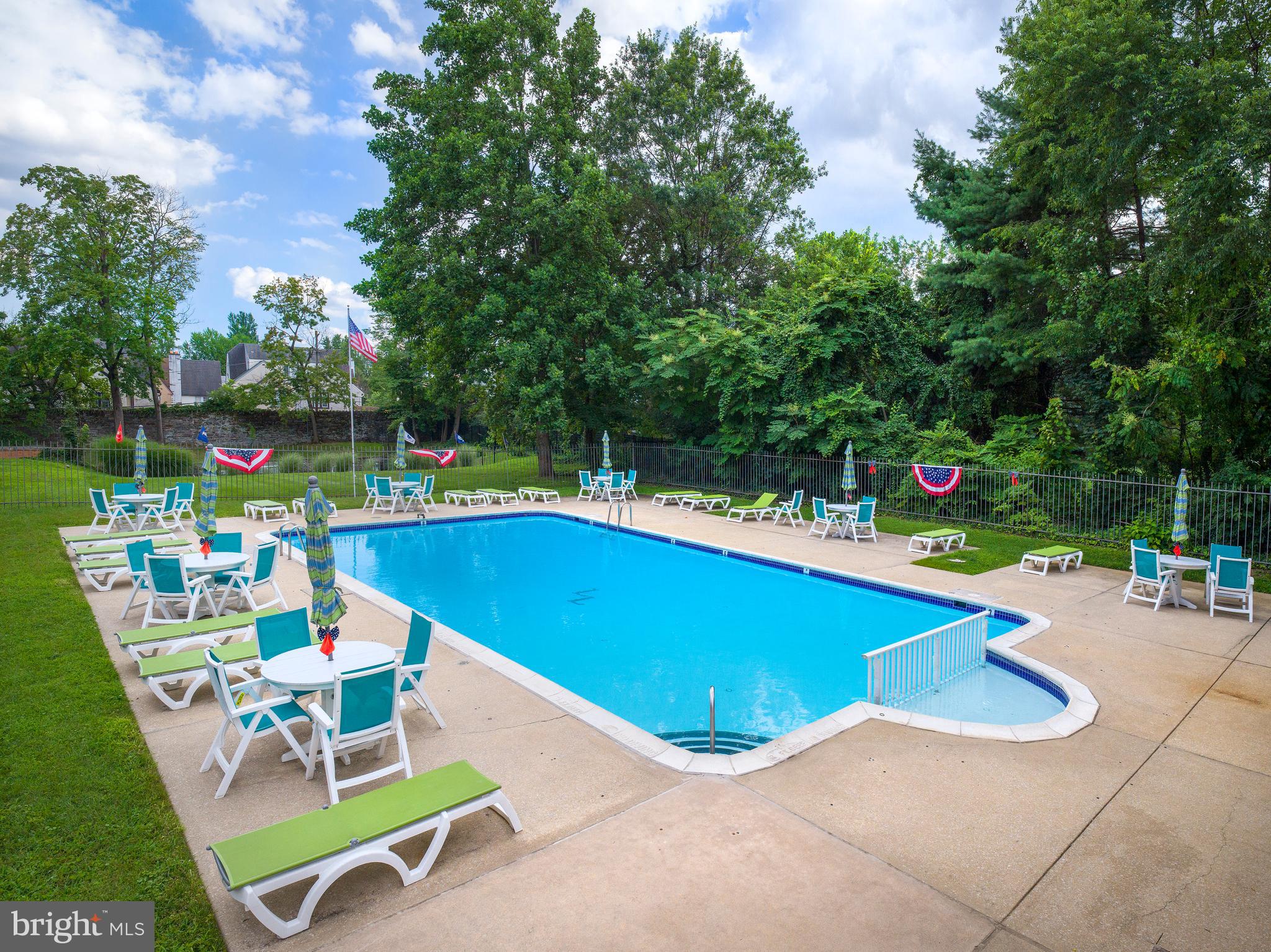 LATCHS LANE - Residential