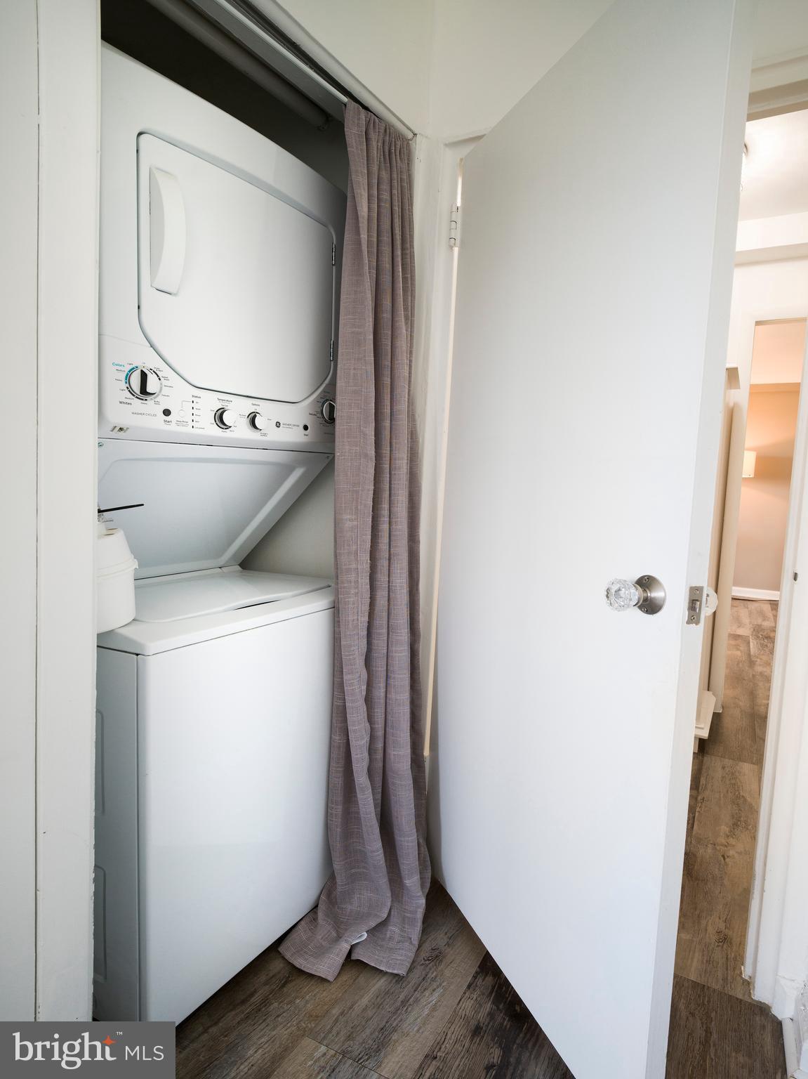 LATCHS LANE - Residential