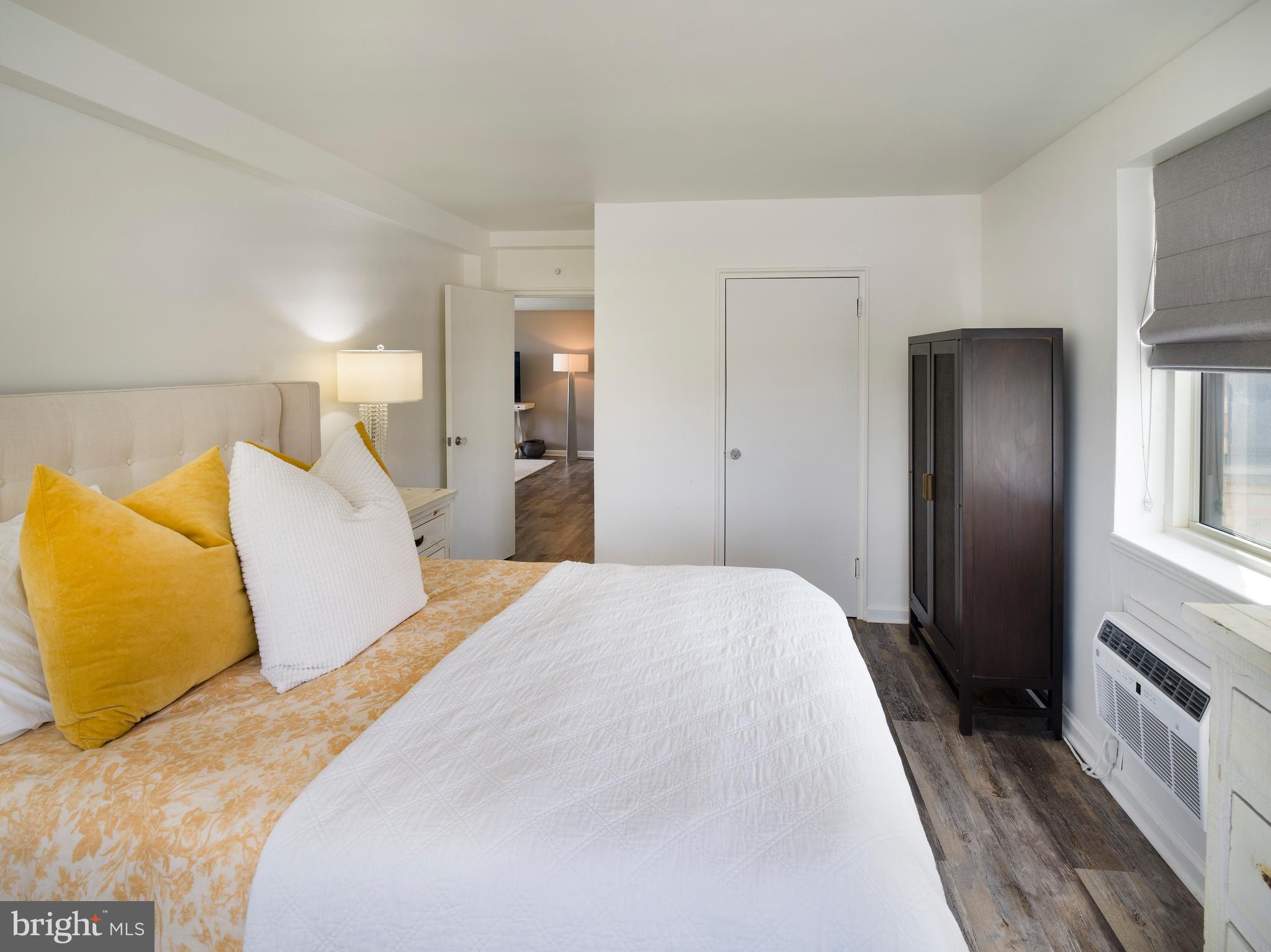 LATCHS LANE - Residential