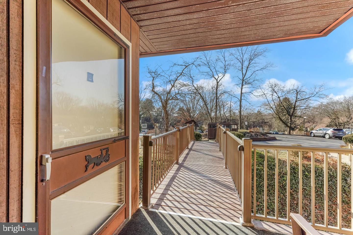 ROXBOROUGH - Residential Lease