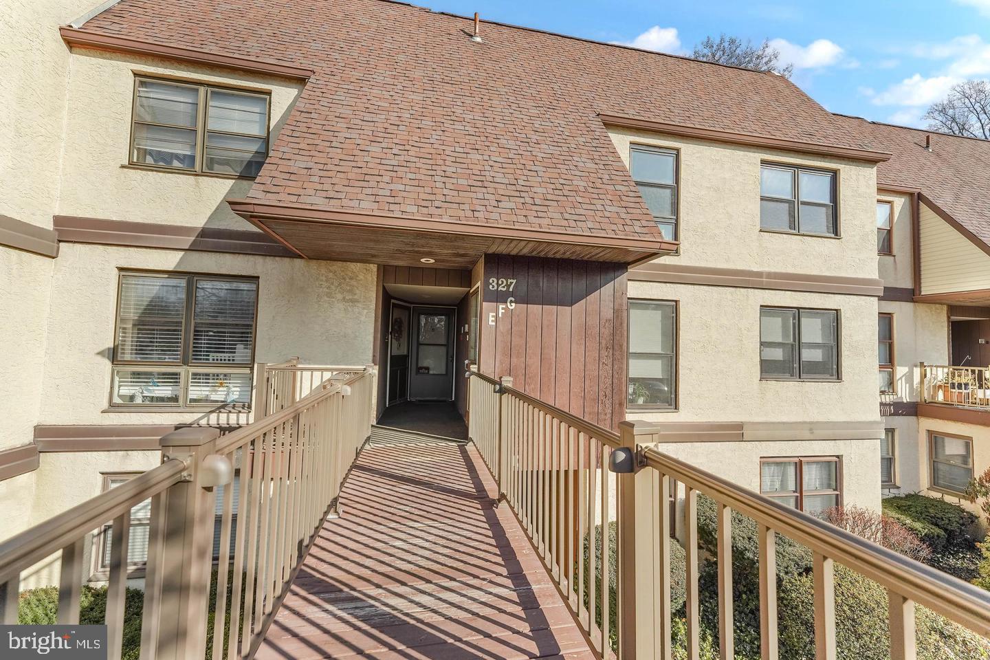 ROXBOROUGH - Residential Lease