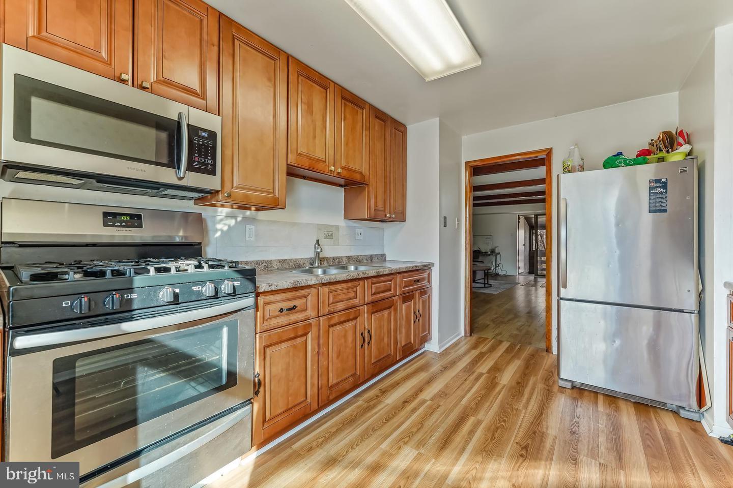 ROXBOROUGH - Residential Lease