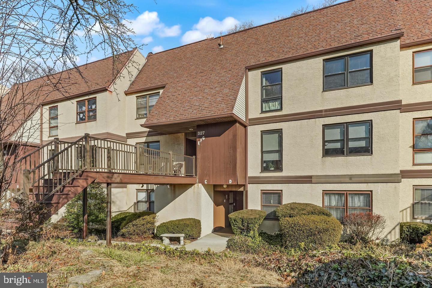 ROXBOROUGH - Residential Lease