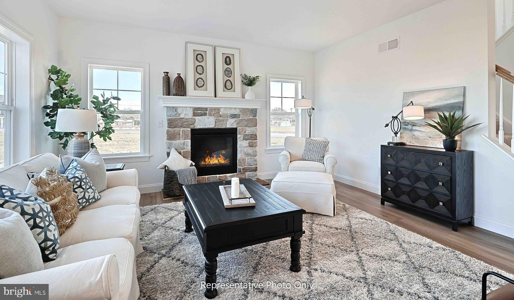 WALTON HILL - Residential