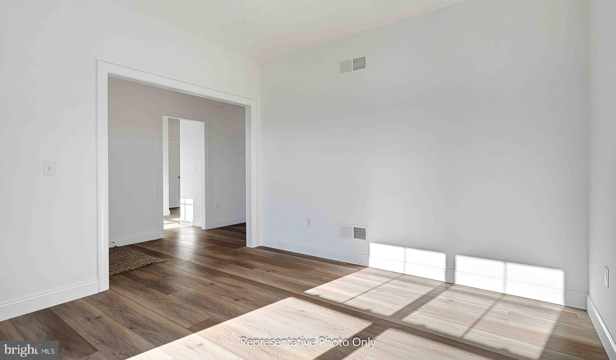 WALTON HILL - Residential