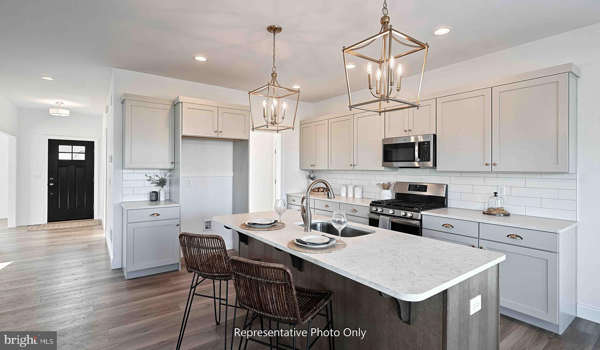 WALTON HILL - Residential