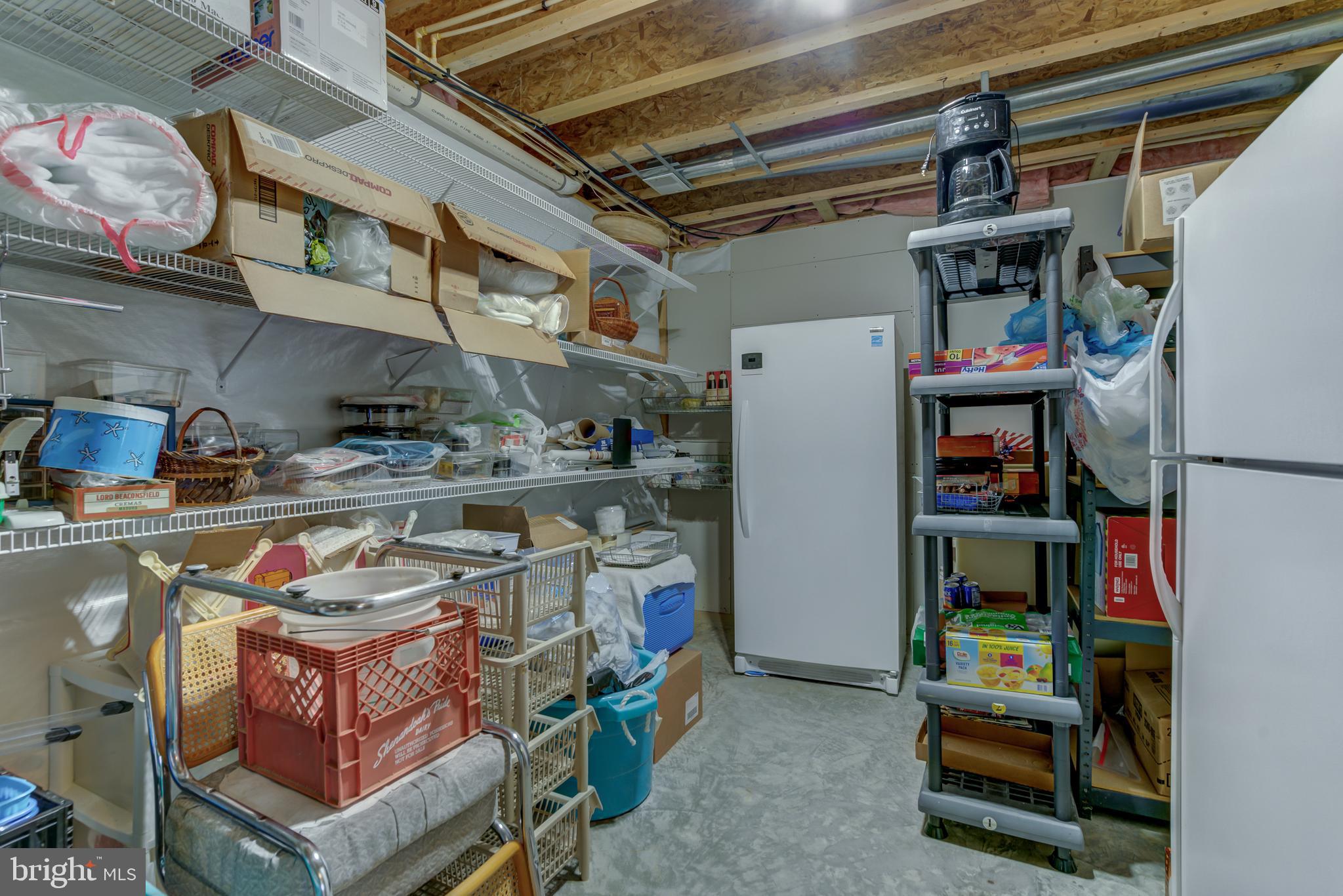 FRESHWATER ESTATES - Residential