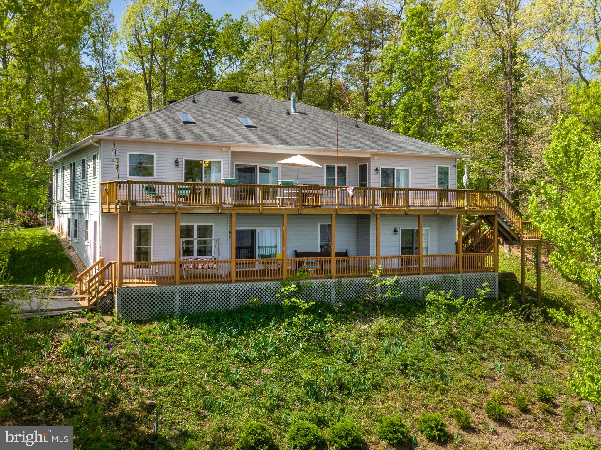 FRESHWATER ESTATES - Residential