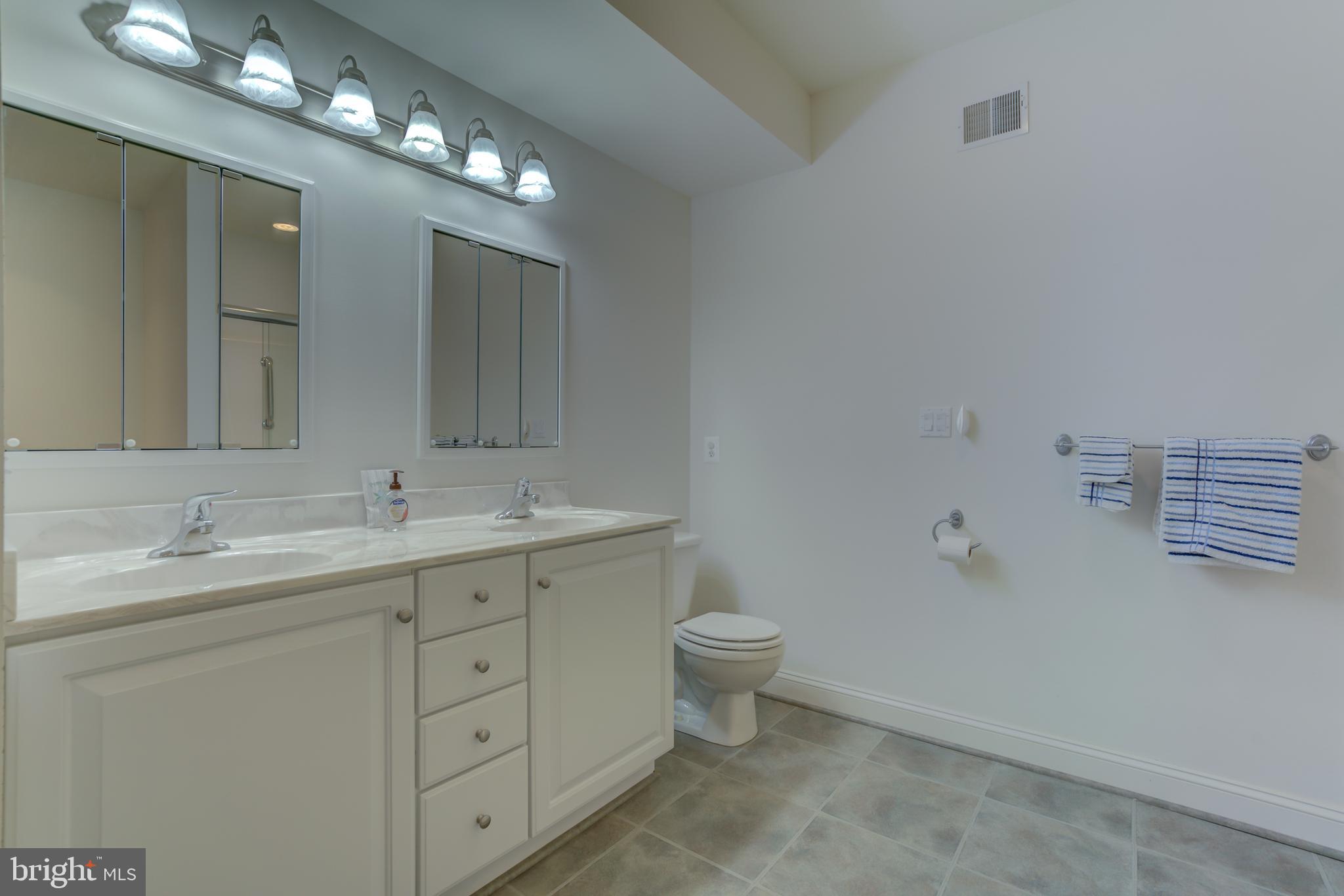 FRESHWATER ESTATES - Residential