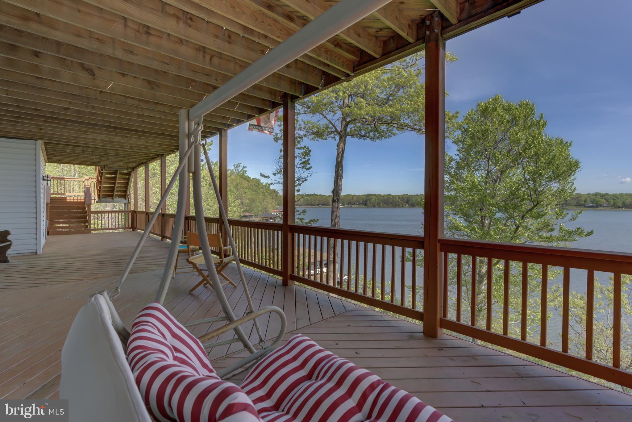 FRESHWATER ESTATES - Residential