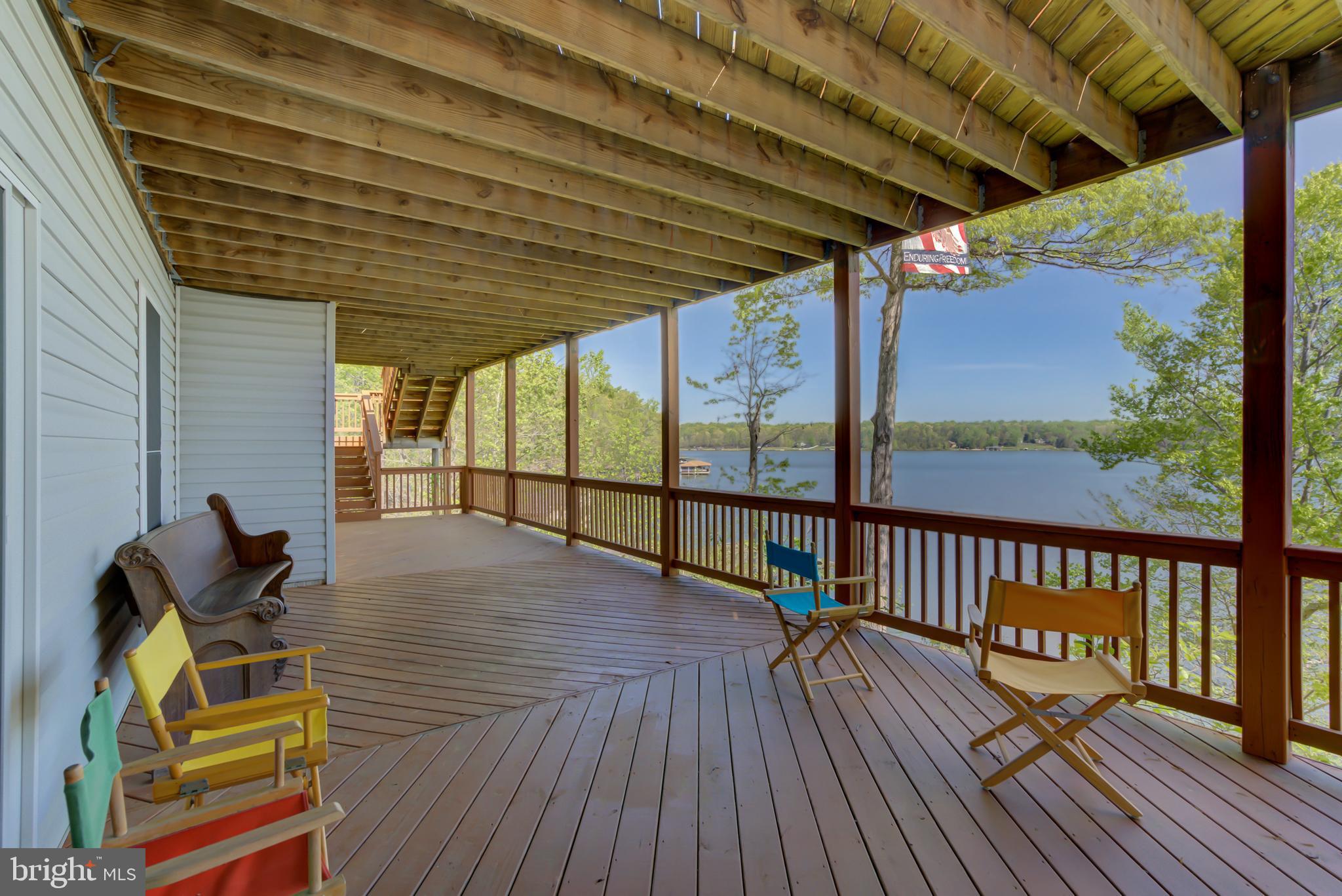 FRESHWATER ESTATES - Residential