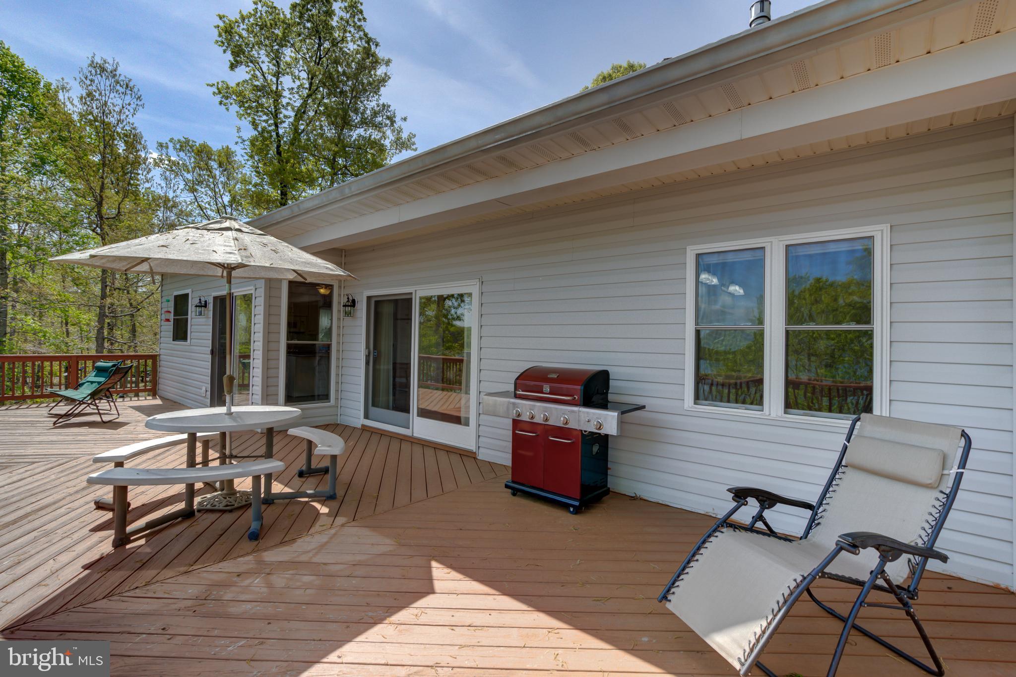 FRESHWATER ESTATES - Residential