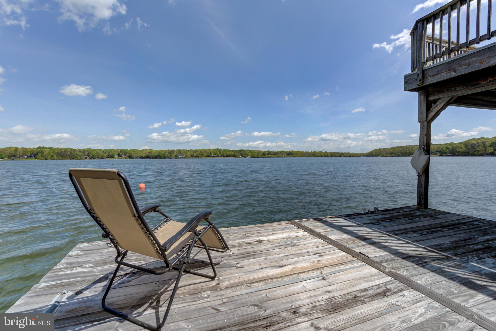 FRESHWATER ESTATES - Residential