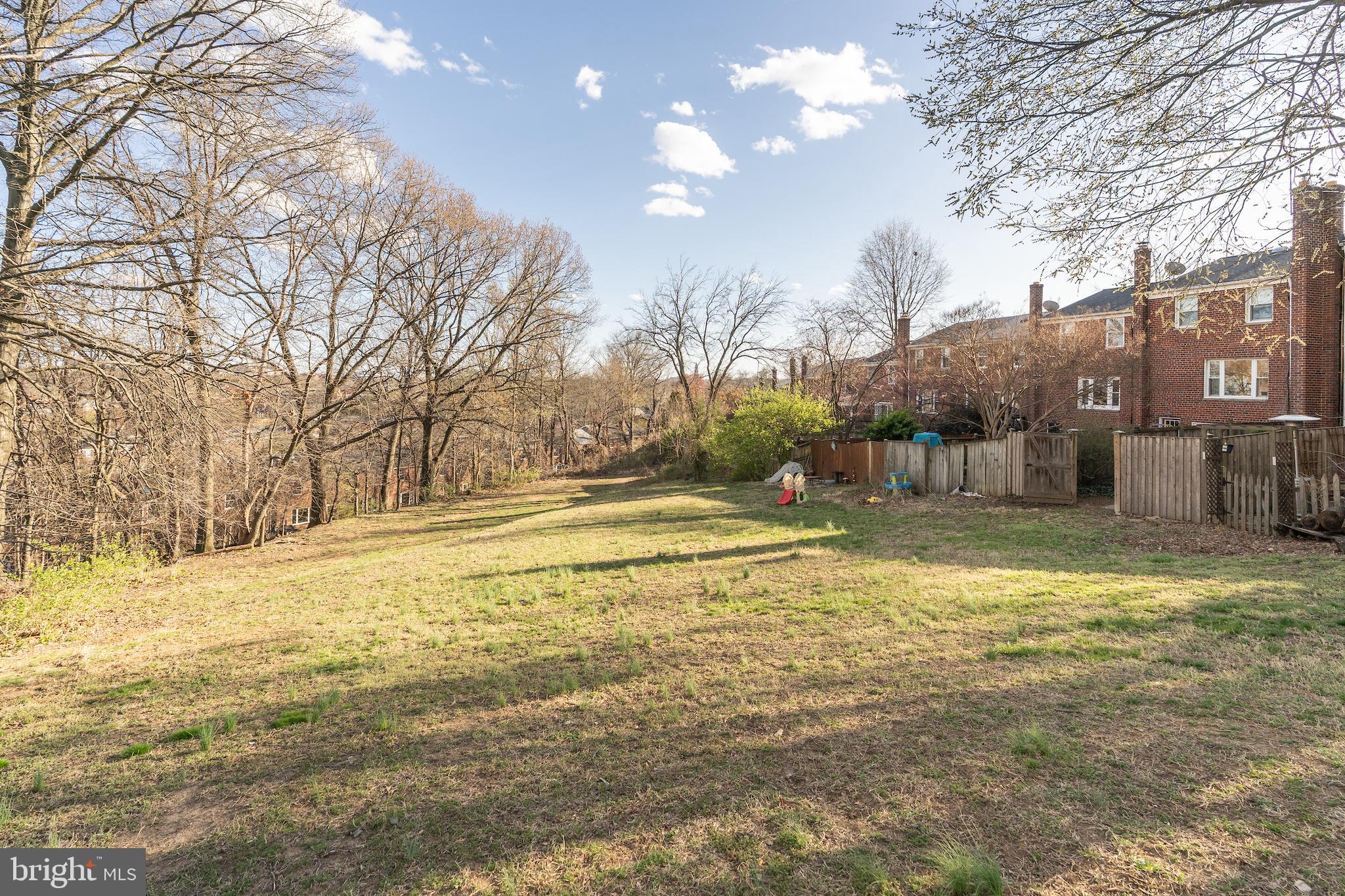 WARWICK VILLAGE - Residential