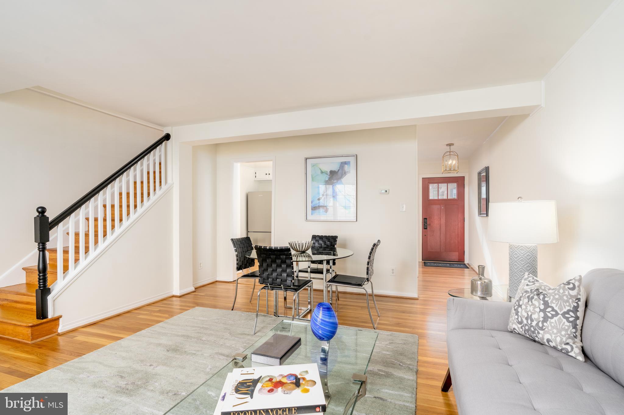 WARWICK VILLAGE - Residential