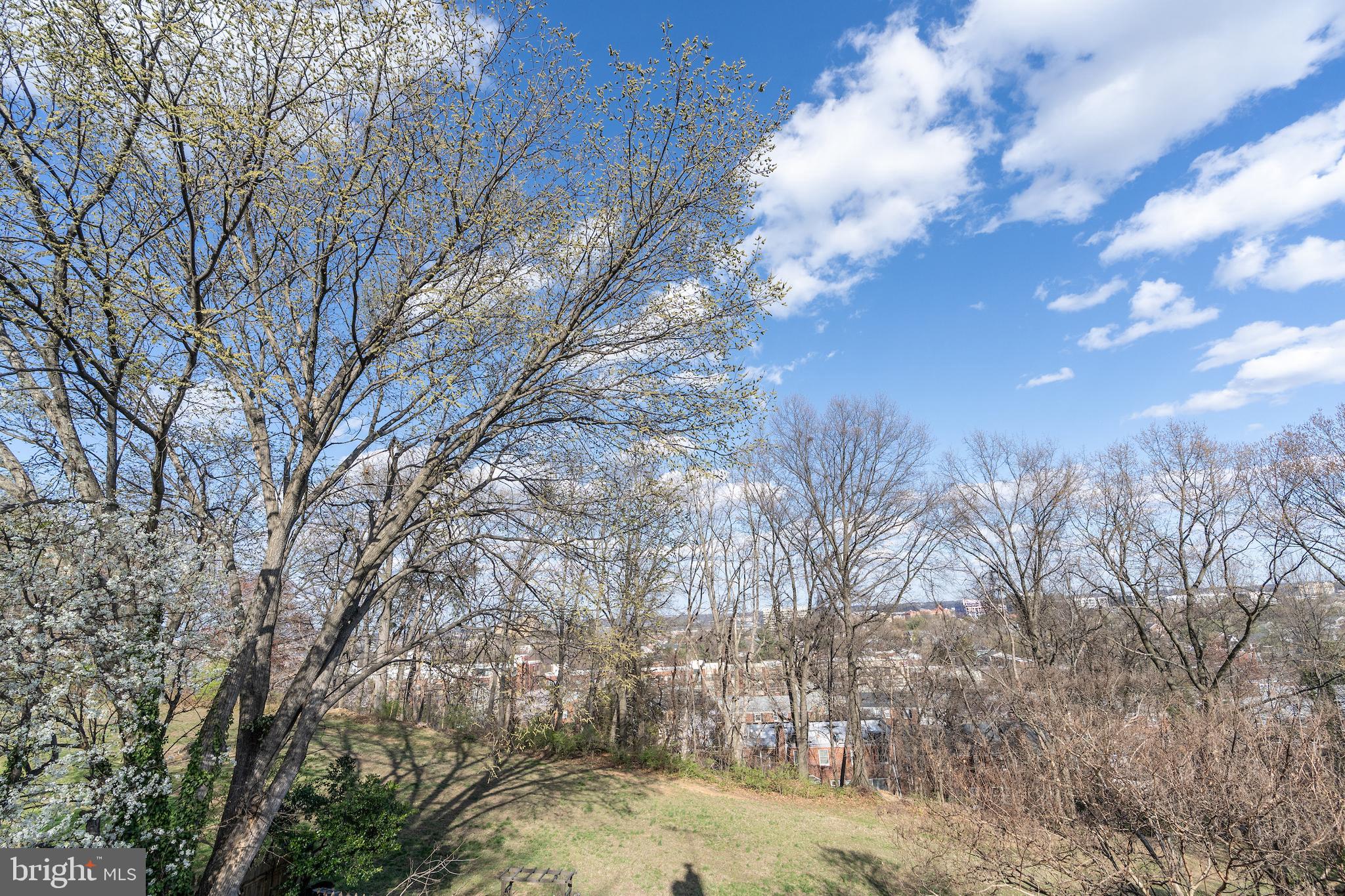 WARWICK VILLAGE - Residential