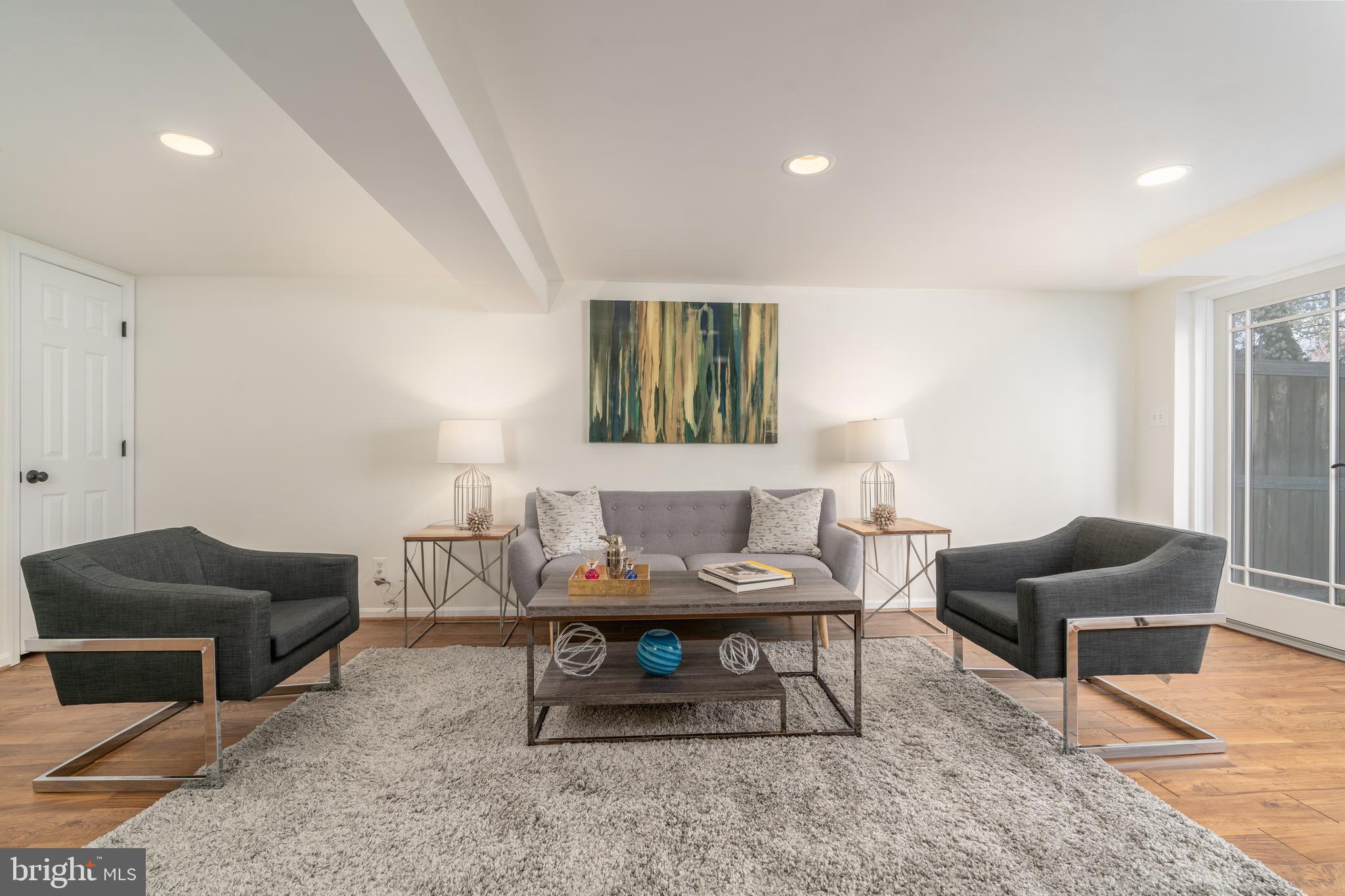 WARWICK VILLAGE - Residential