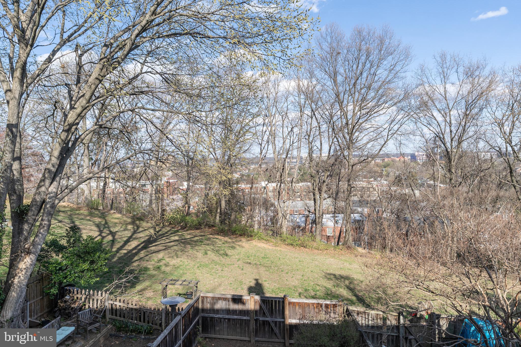 WARWICK VILLAGE - Residential