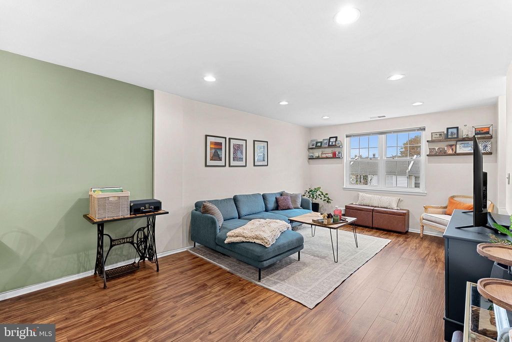 Photo of 4644 28th Road S #C, ARLINGTON, VA 22206 (MLS # VAAR2065526)