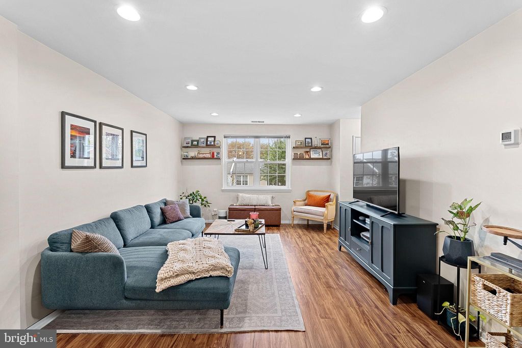 Photo of 4644 28th Road S #C, ARLINGTON, VA 22206 (MLS # VAAR2065526)