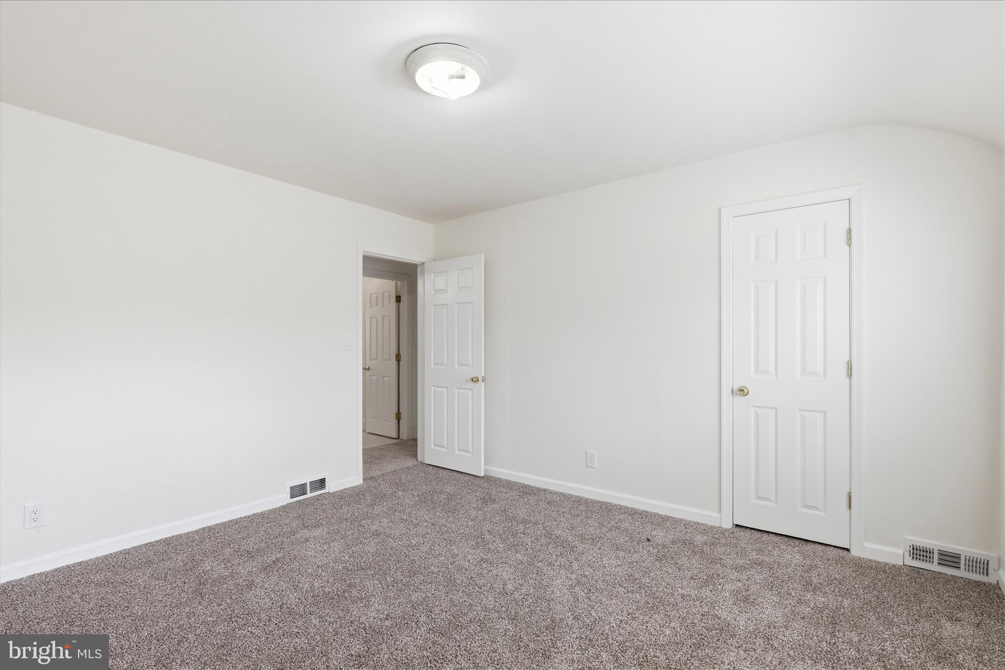 RIDGELEIGH - Residential