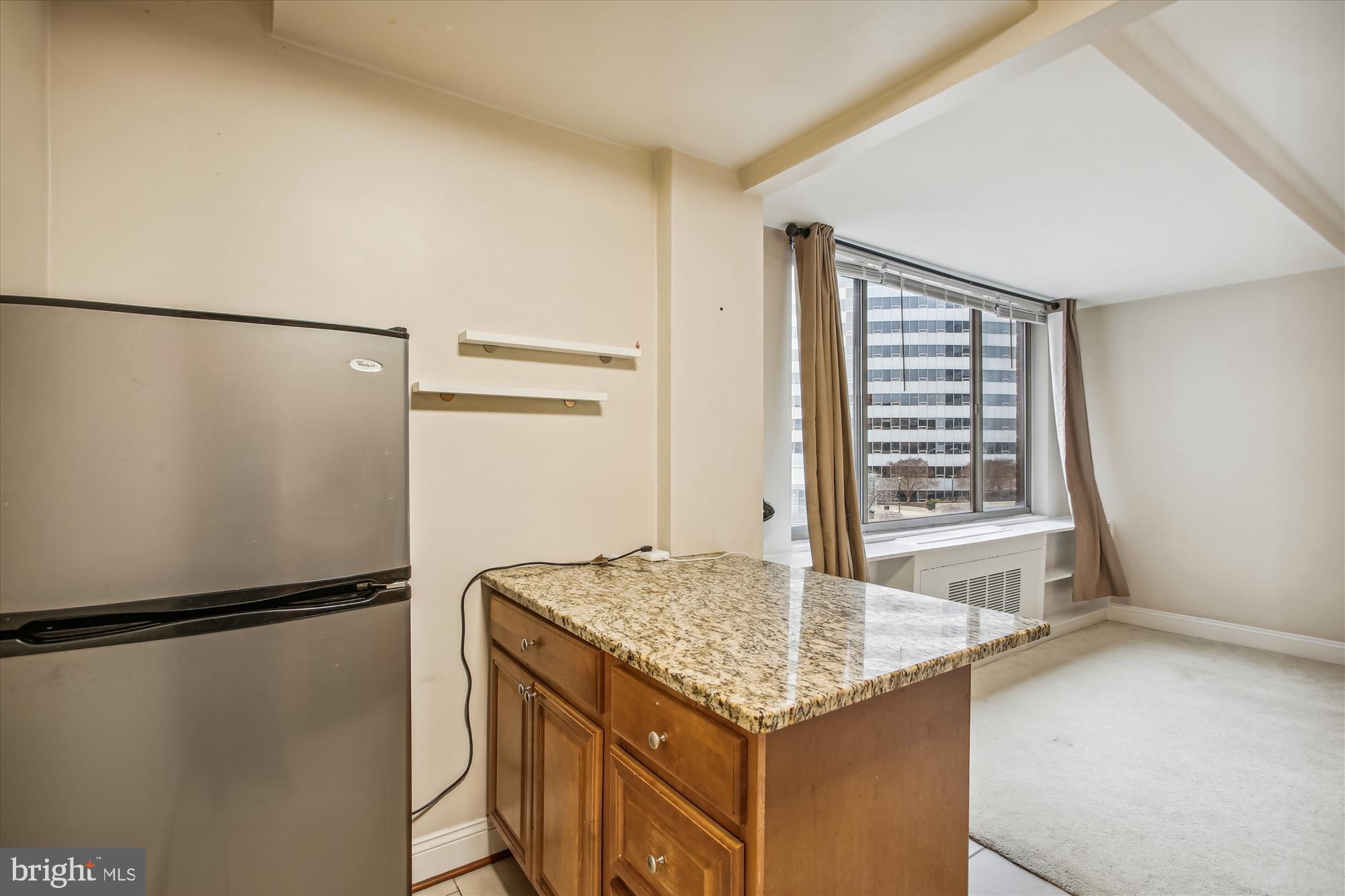 RIVER PLACE NORTH - Residential