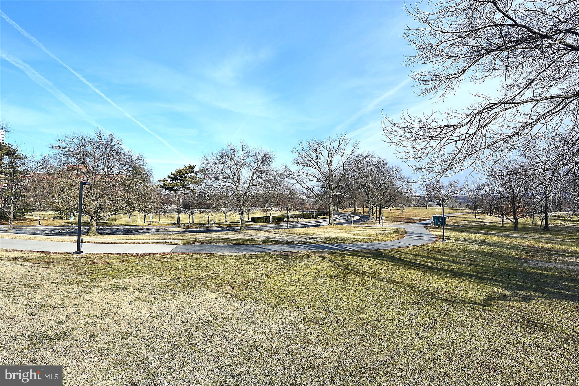 RIVER PLACE NORTH - Residential