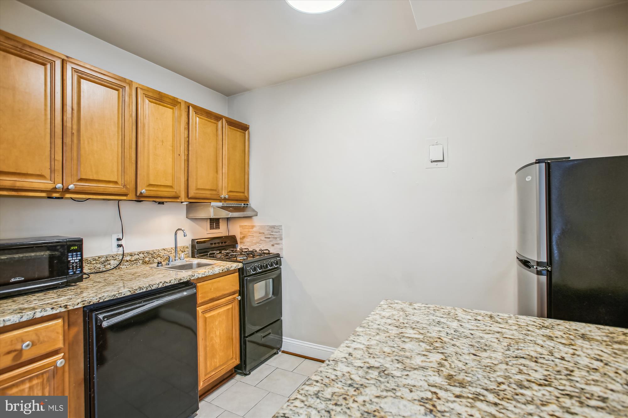 RIVER PLACE NORTH - Residential