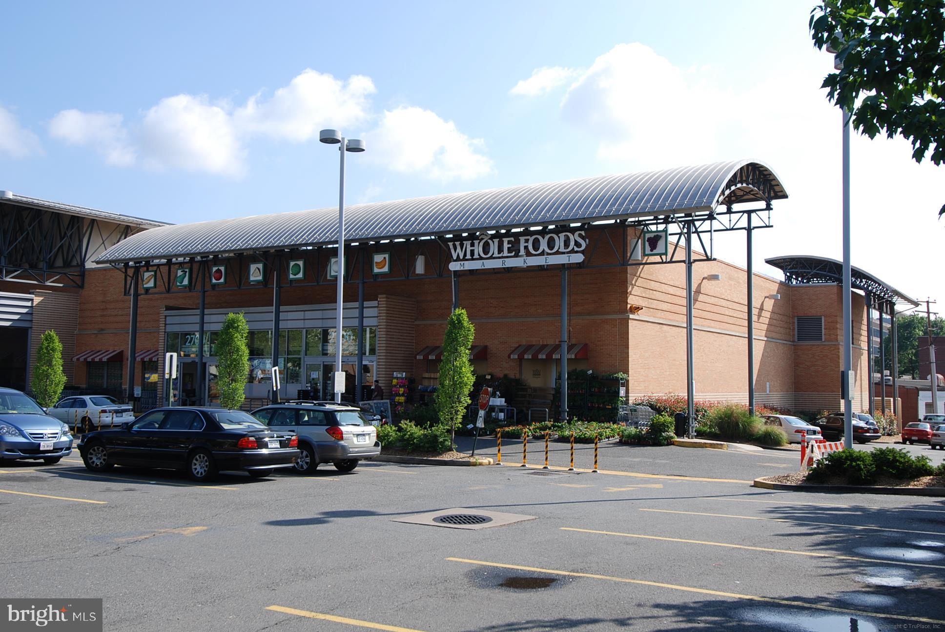 RIVER PLACE NORTH - Residential