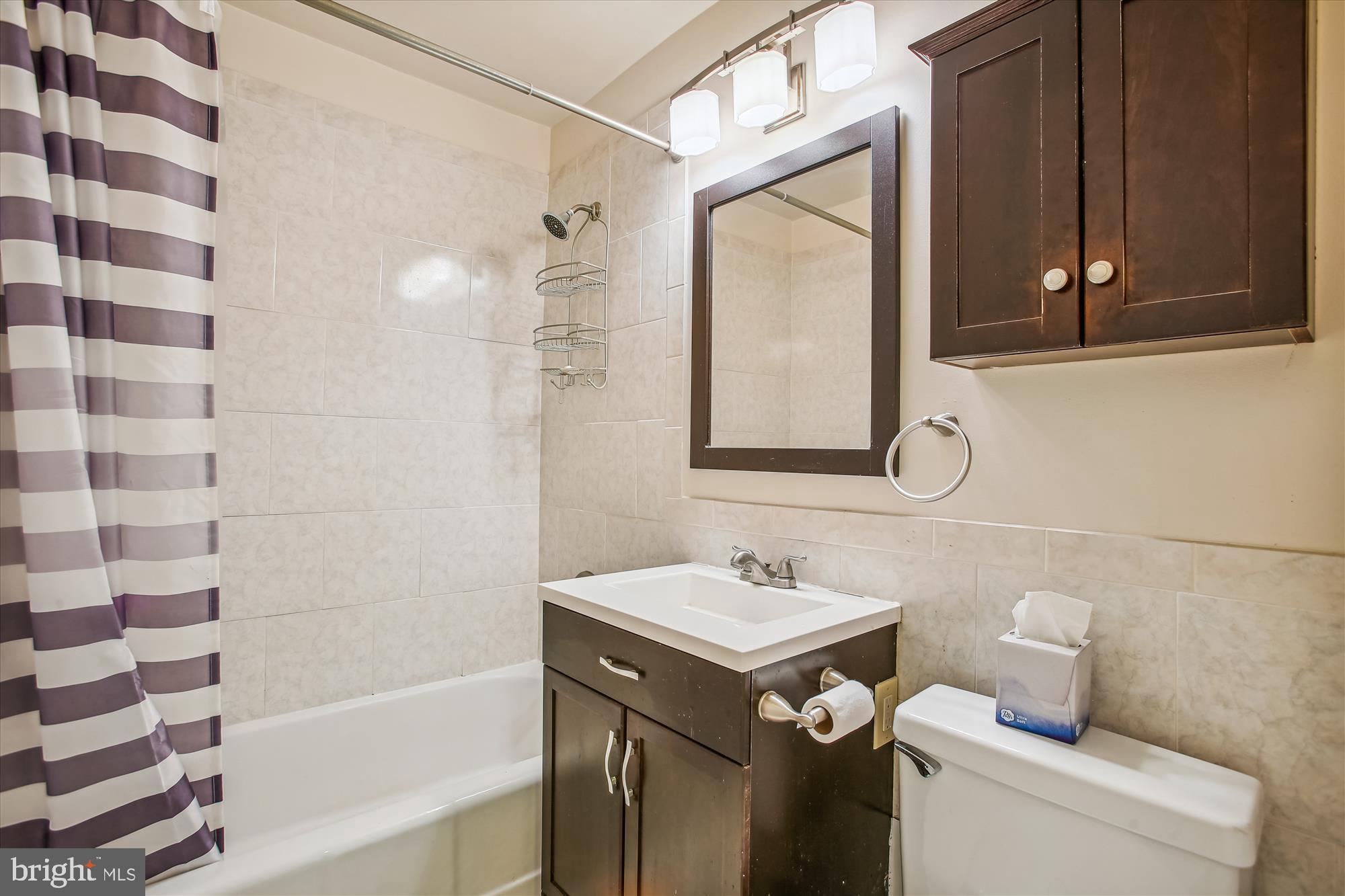 RIVER PLACE NORTH - Residential