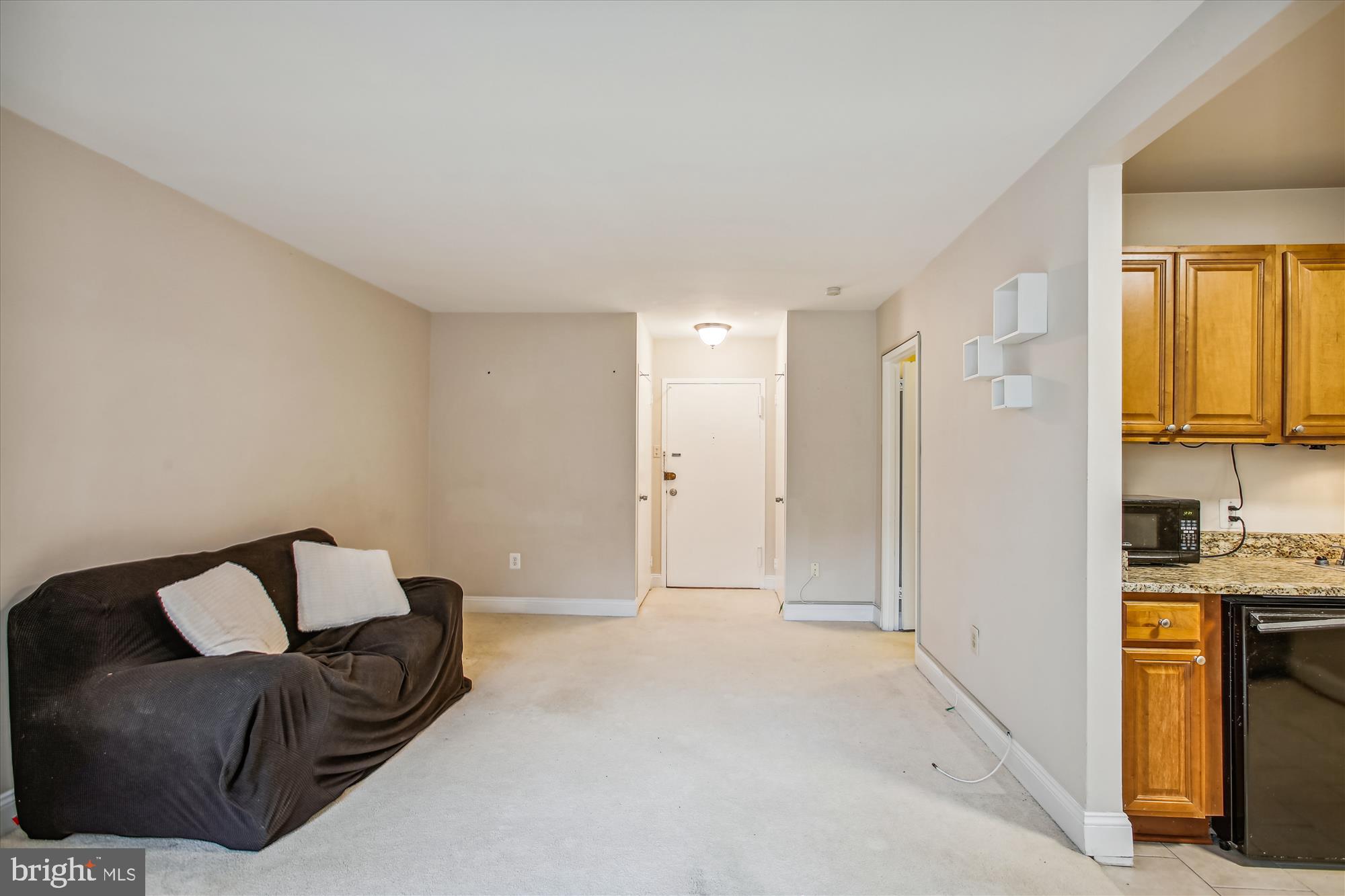 RIVER PLACE NORTH - Residential