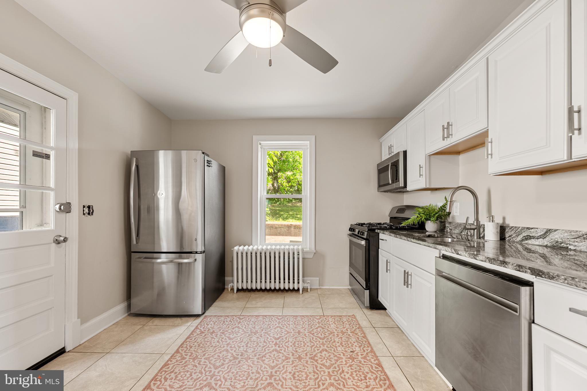 EDGEMONT - Residential