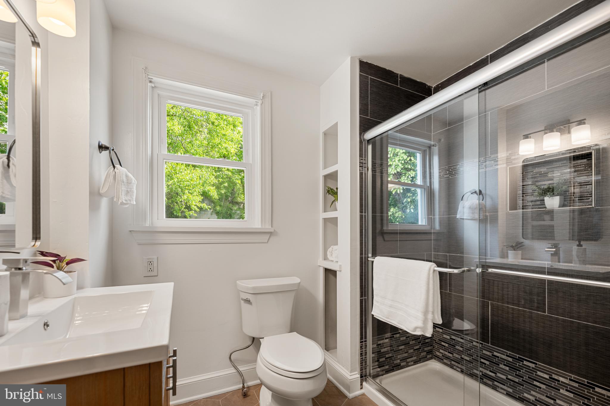 EDGEMONT - Residential