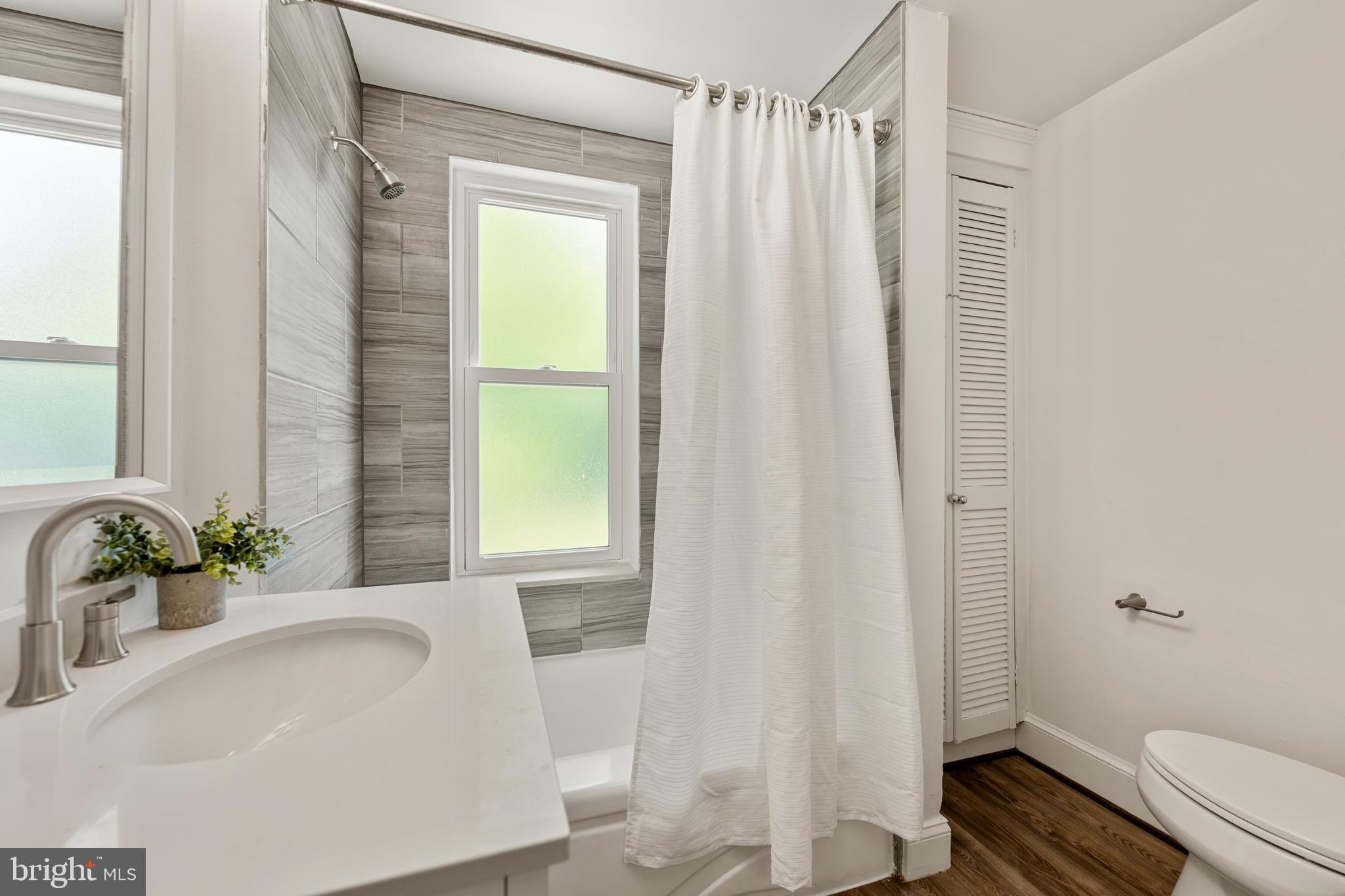 EDGEMONT - Residential