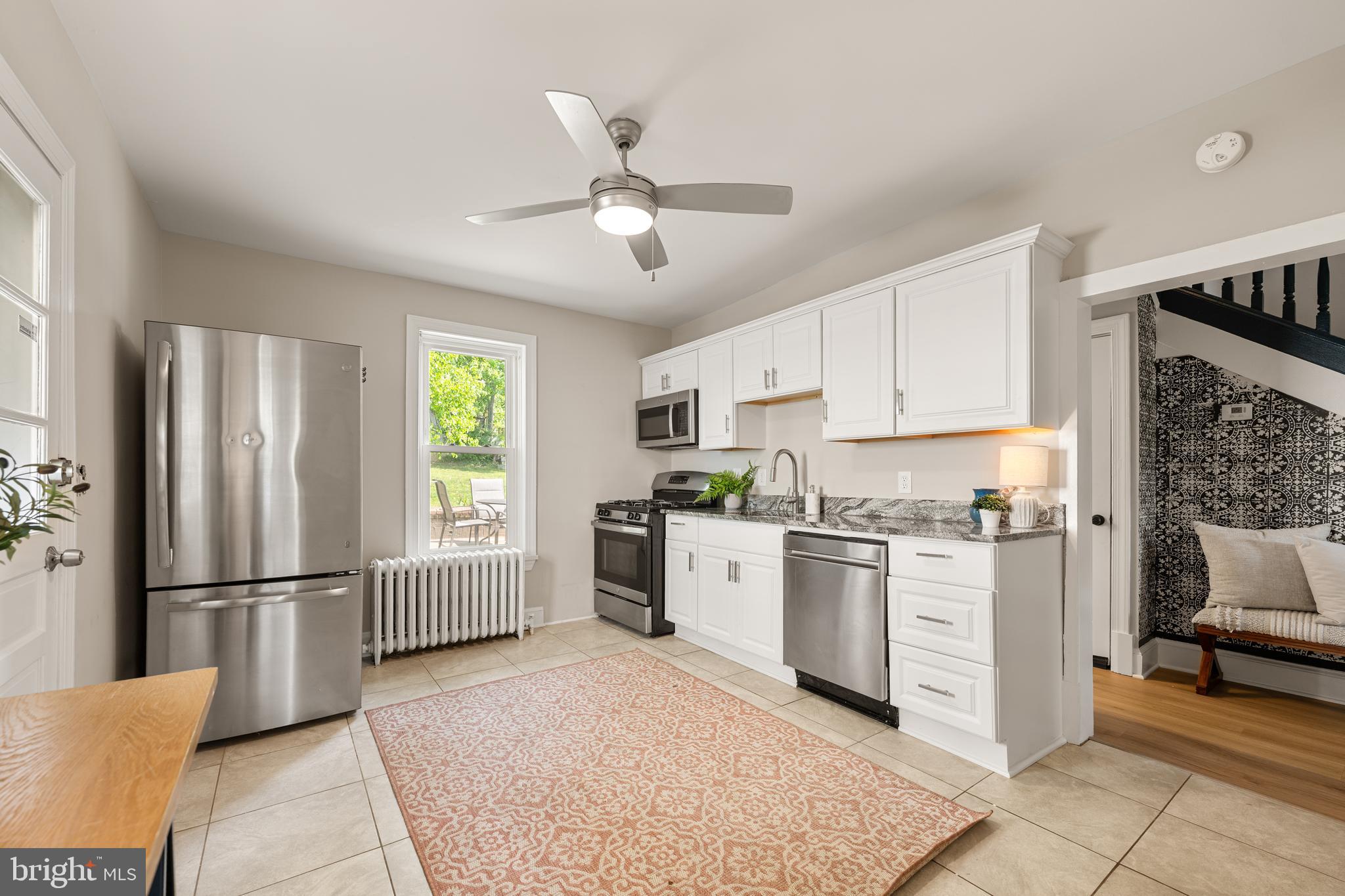 EDGEMONT - Residential
