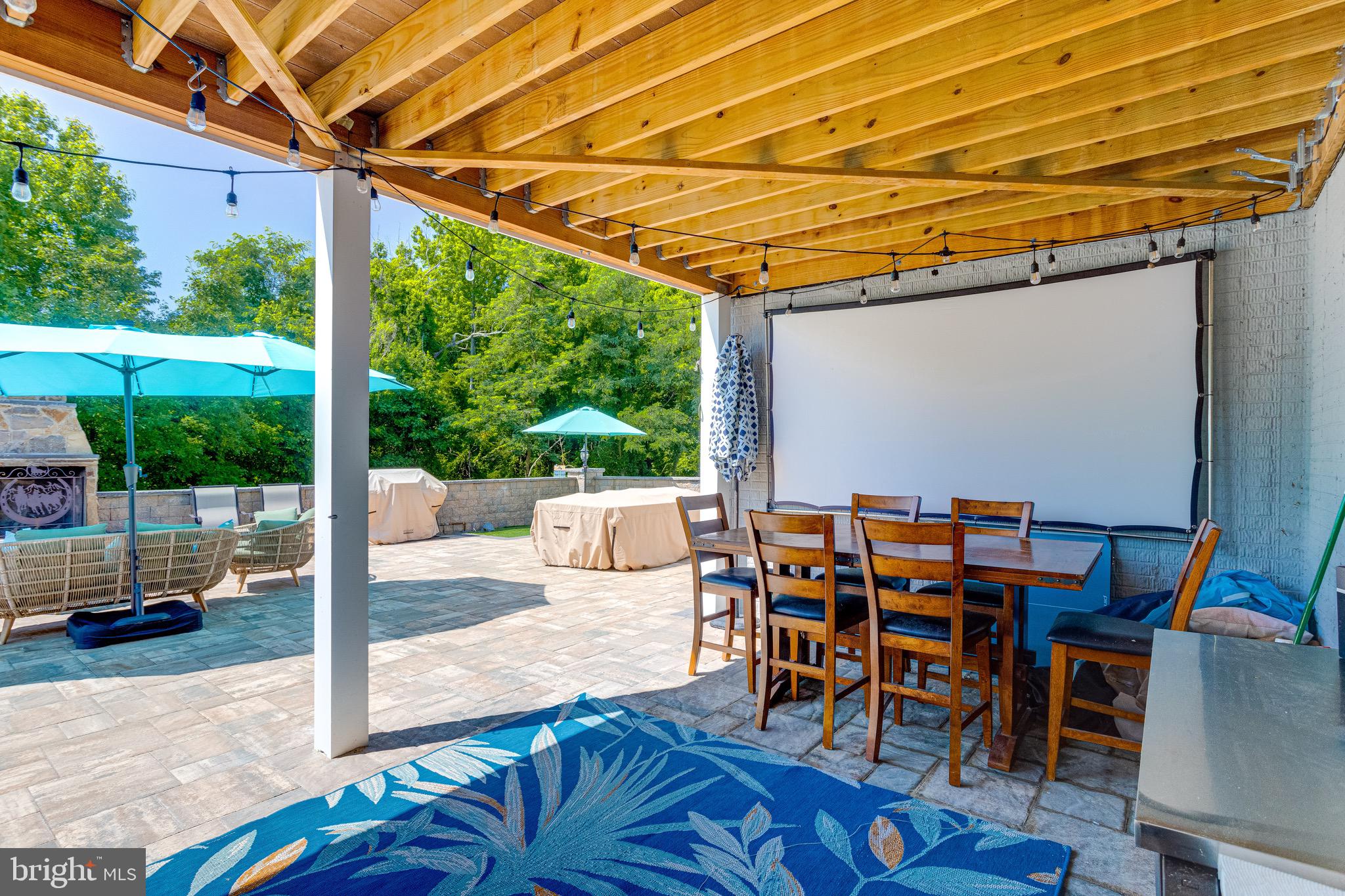 BULLE ROCK - Residential